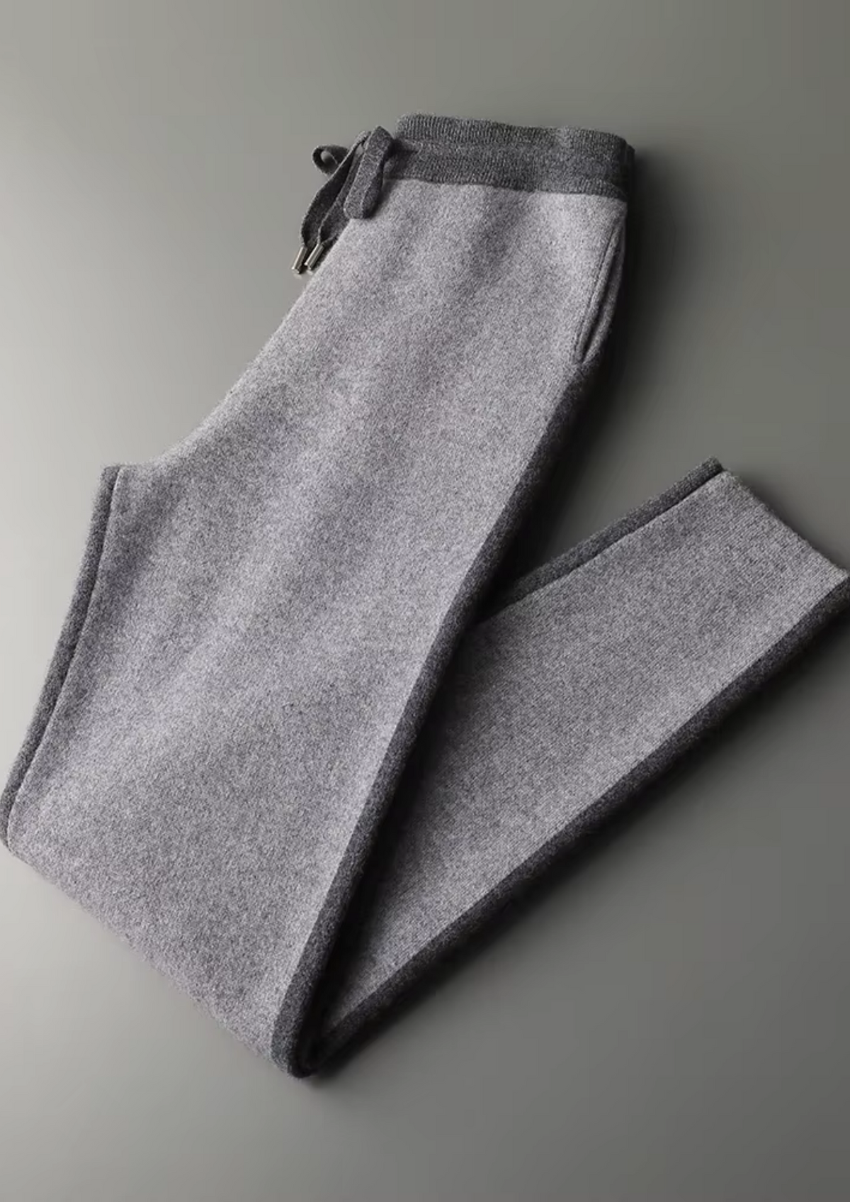 Premium Cashmere Dark Gray Torino Leisure Set | Apuro