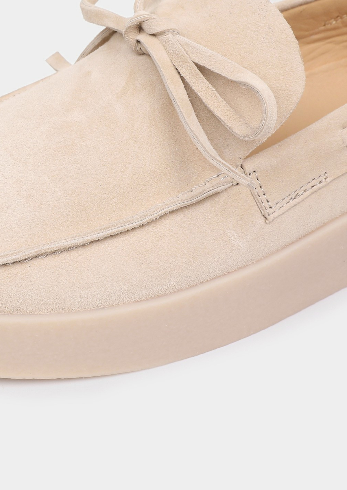 Ivory Boat Loafers | Apuro