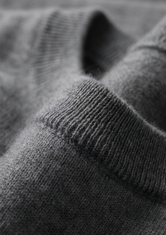 Premium Cashmere Classic Crewneck T-Shirt - Dark Gray | Apuro