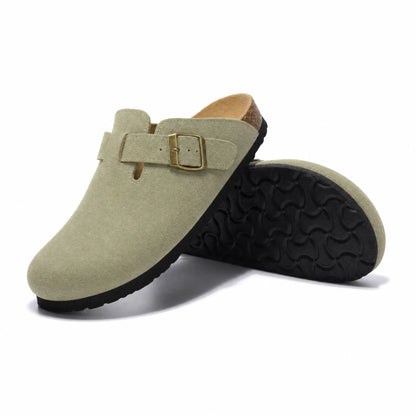 Apuro Suede Boston Clogs - Matcha Green