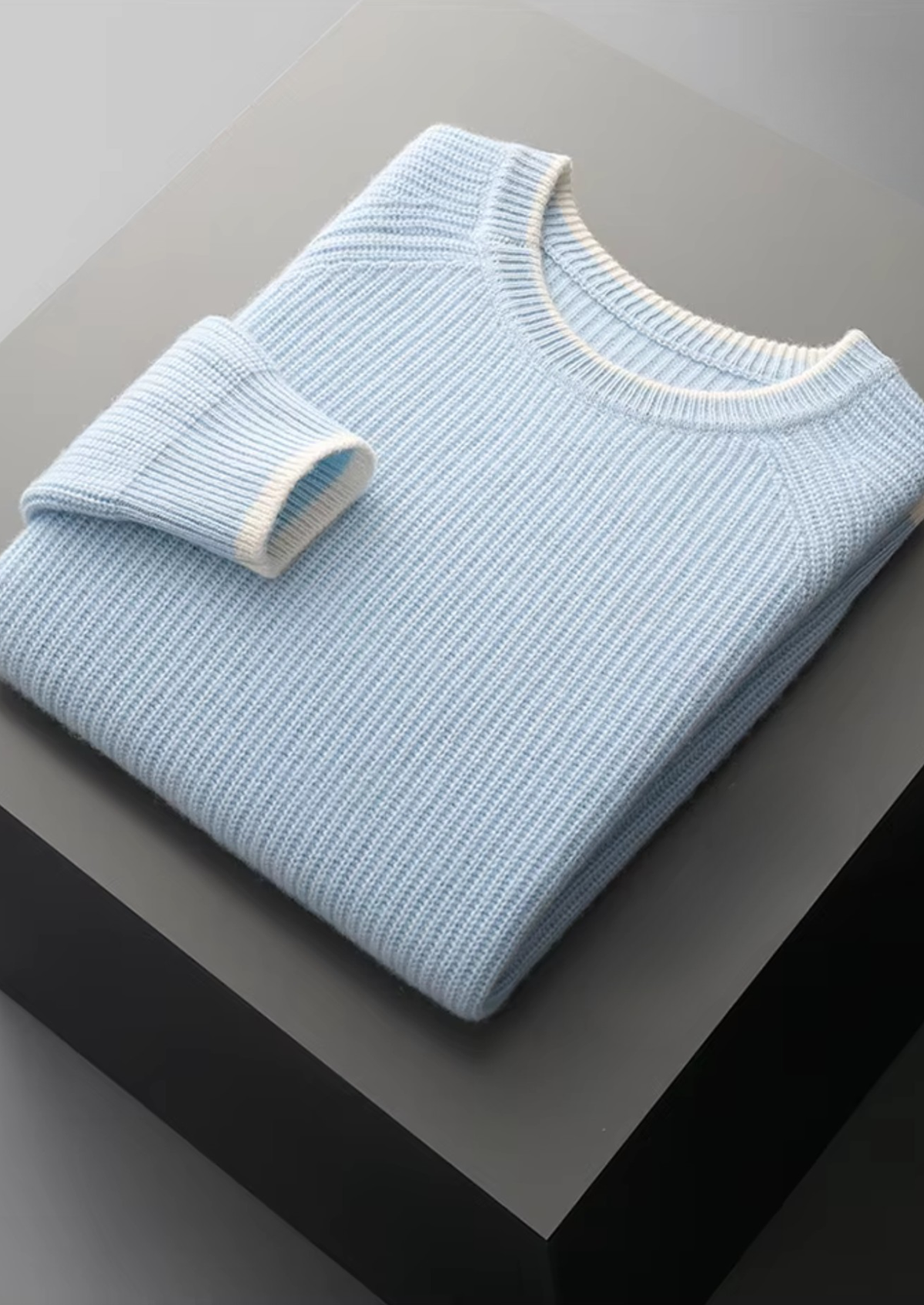 Pure Extra-Fine Merino Wool Two Tone Crewneck | Apuro