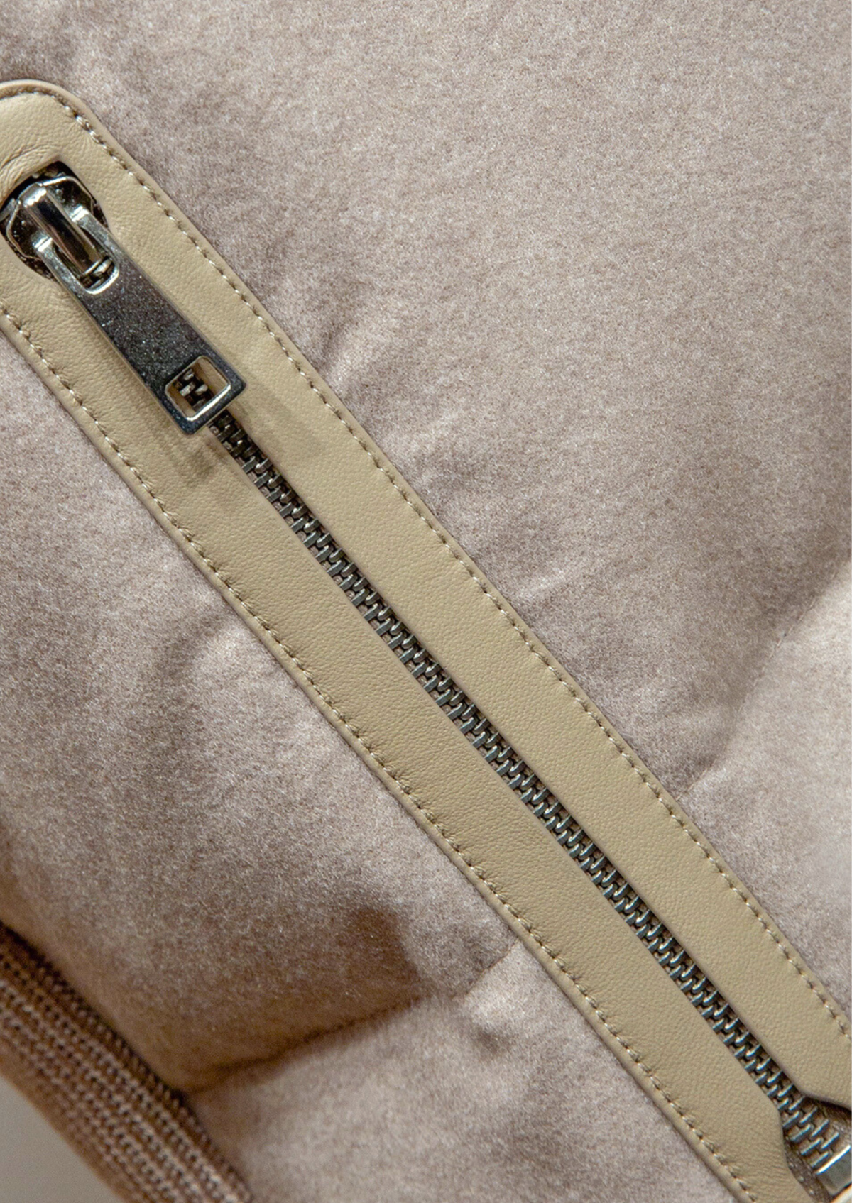 Urban Hybrid Bomber Jacket | Apuro