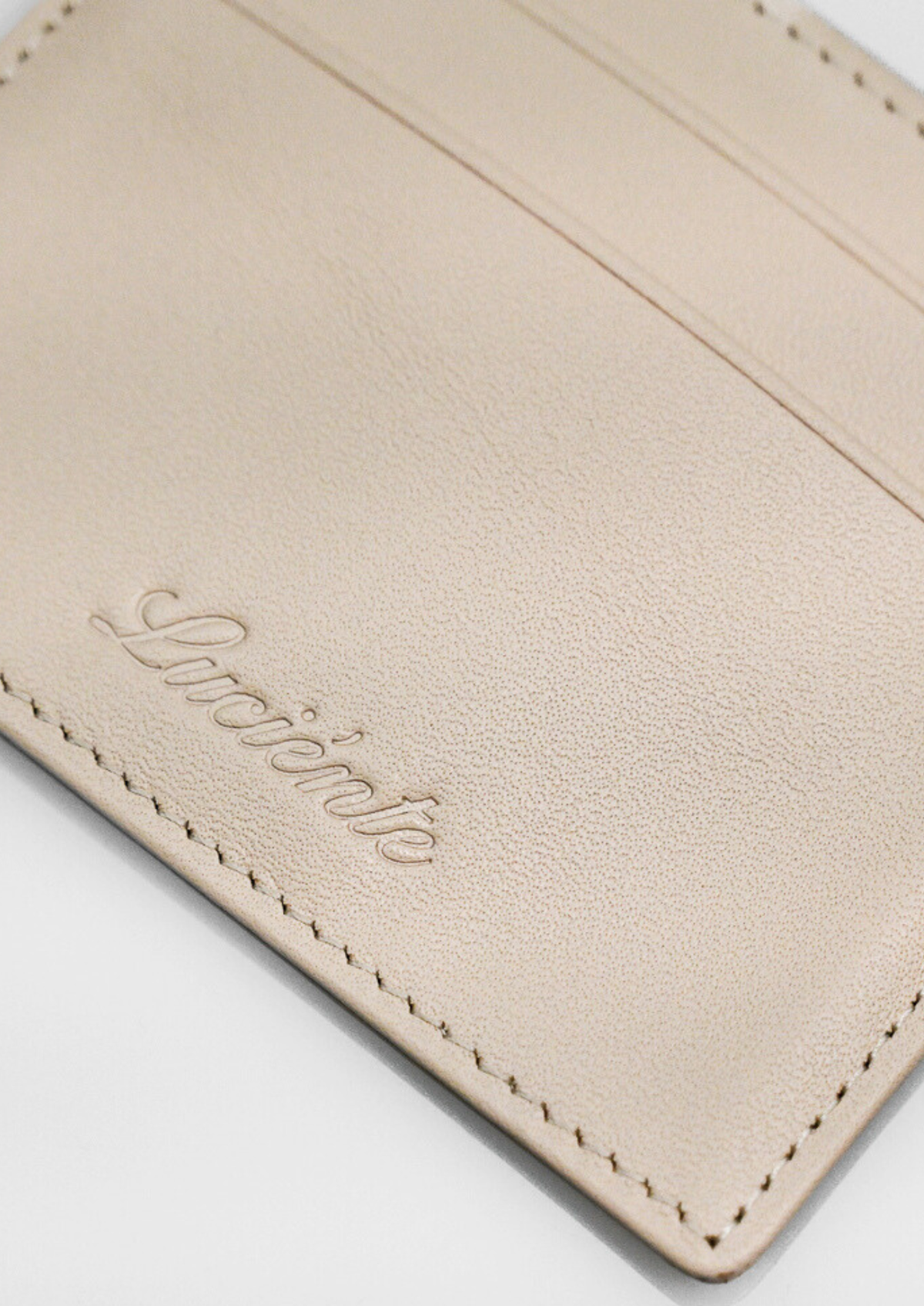 Essential Calfskin Leather Cardholder - Taupe | Apuro
