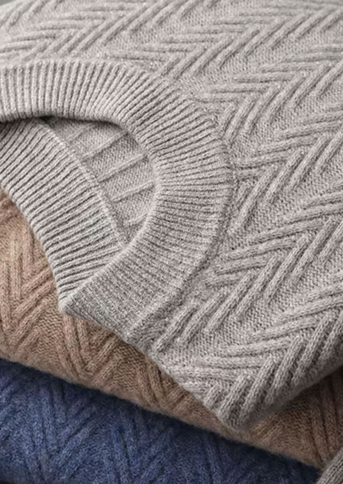Pure Extra-Fine Merino Wool Herringbone Crewneck | Apuro