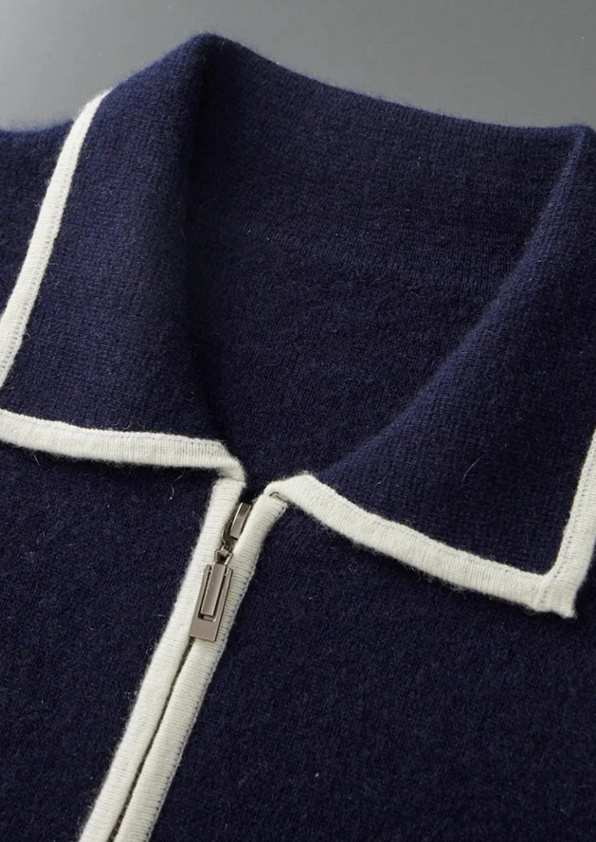 Pure Extra-Fine Merino Wool Two-Tone Polo Cardigan | Apuro