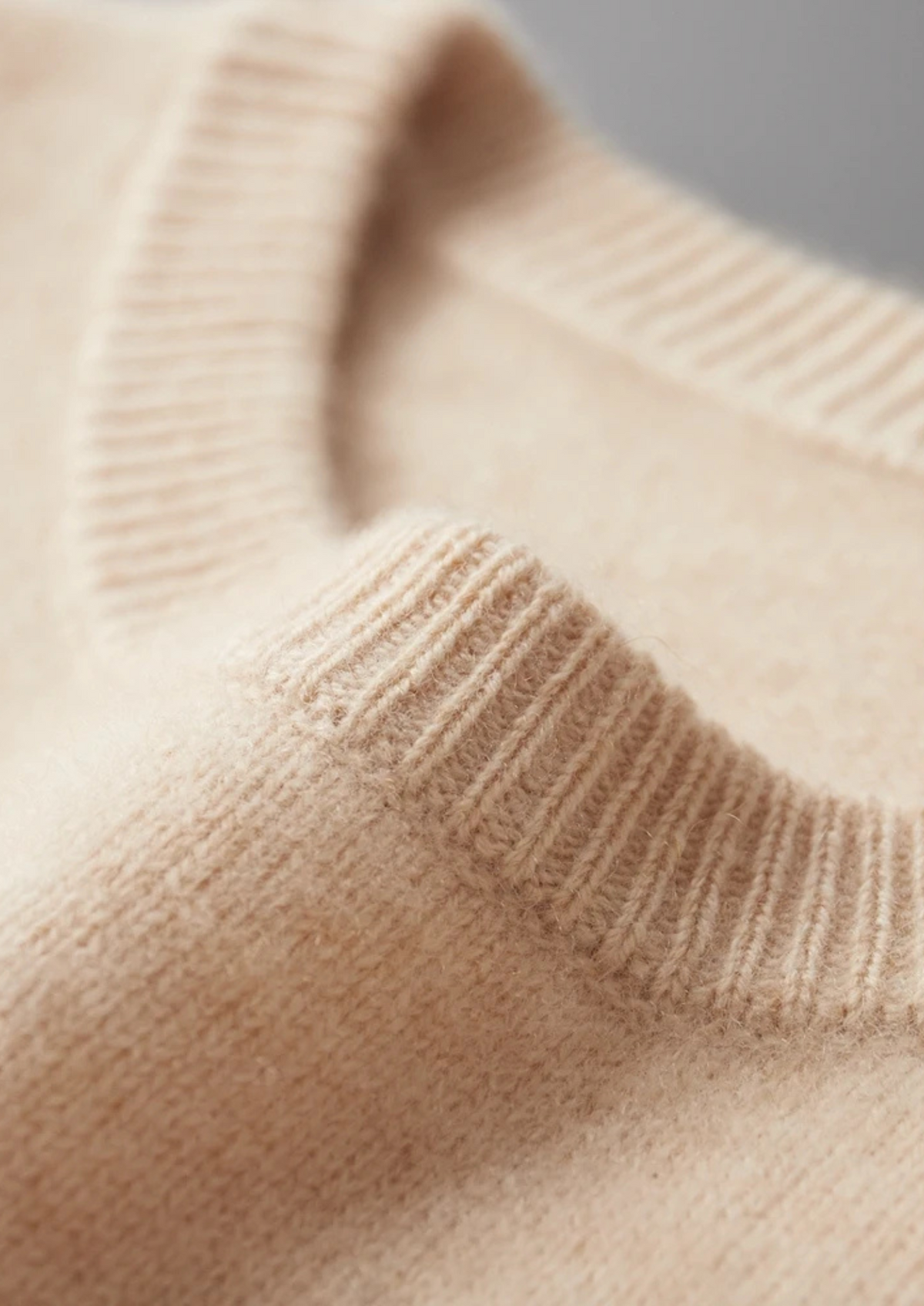 Pure Extra-Fine Merino Wool Classic Crewneck | Apuro