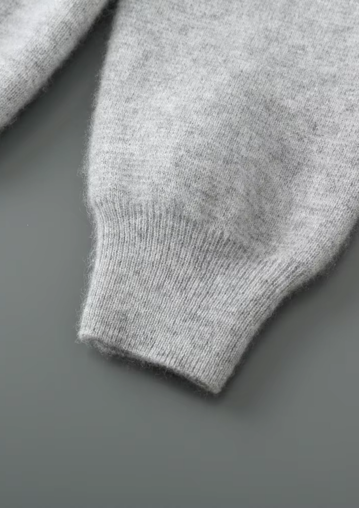 Pure Extra-Fine Merino Wool Zipper Hoodie | Apuro