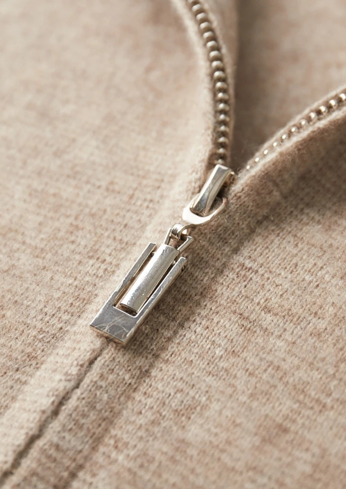 Premium Cashmere Zipper Cardigan | Apuro