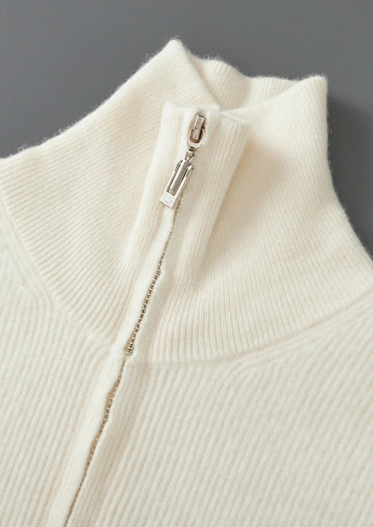 Pure Extra-Fine Merino Wool Ribbed Zipper Cardigan | Apuro