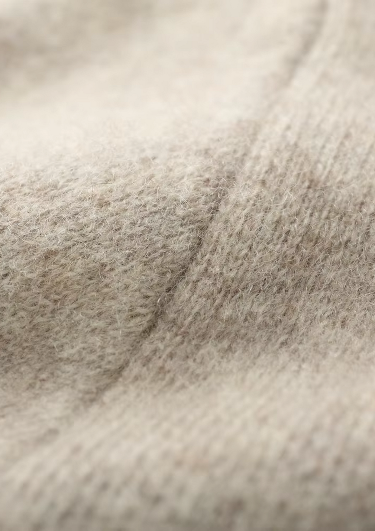 Pure Extra-Fine Merino Wool V-Neck Cardigan | Apuro