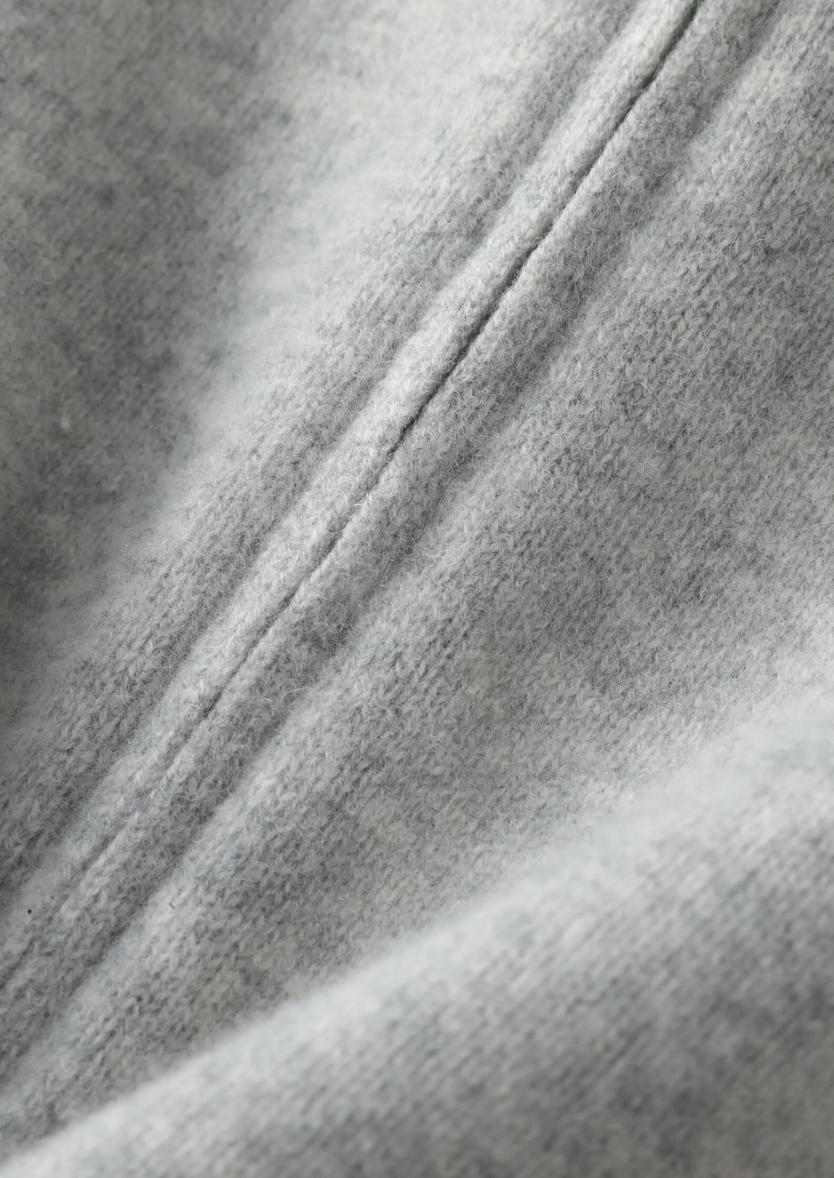 Pure Extra-Fine Merino Wool Light Gray Luzzo Set | Apuro