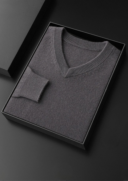 Pure Cashmere Essential V-Neck Sweater | Apuro