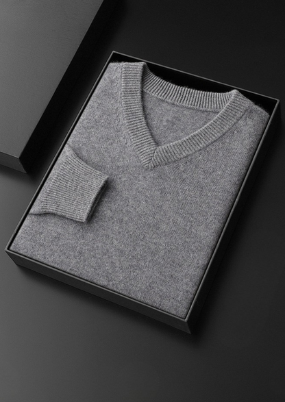 Pure Cashmere Essential V-Neck Sweater | Apuro