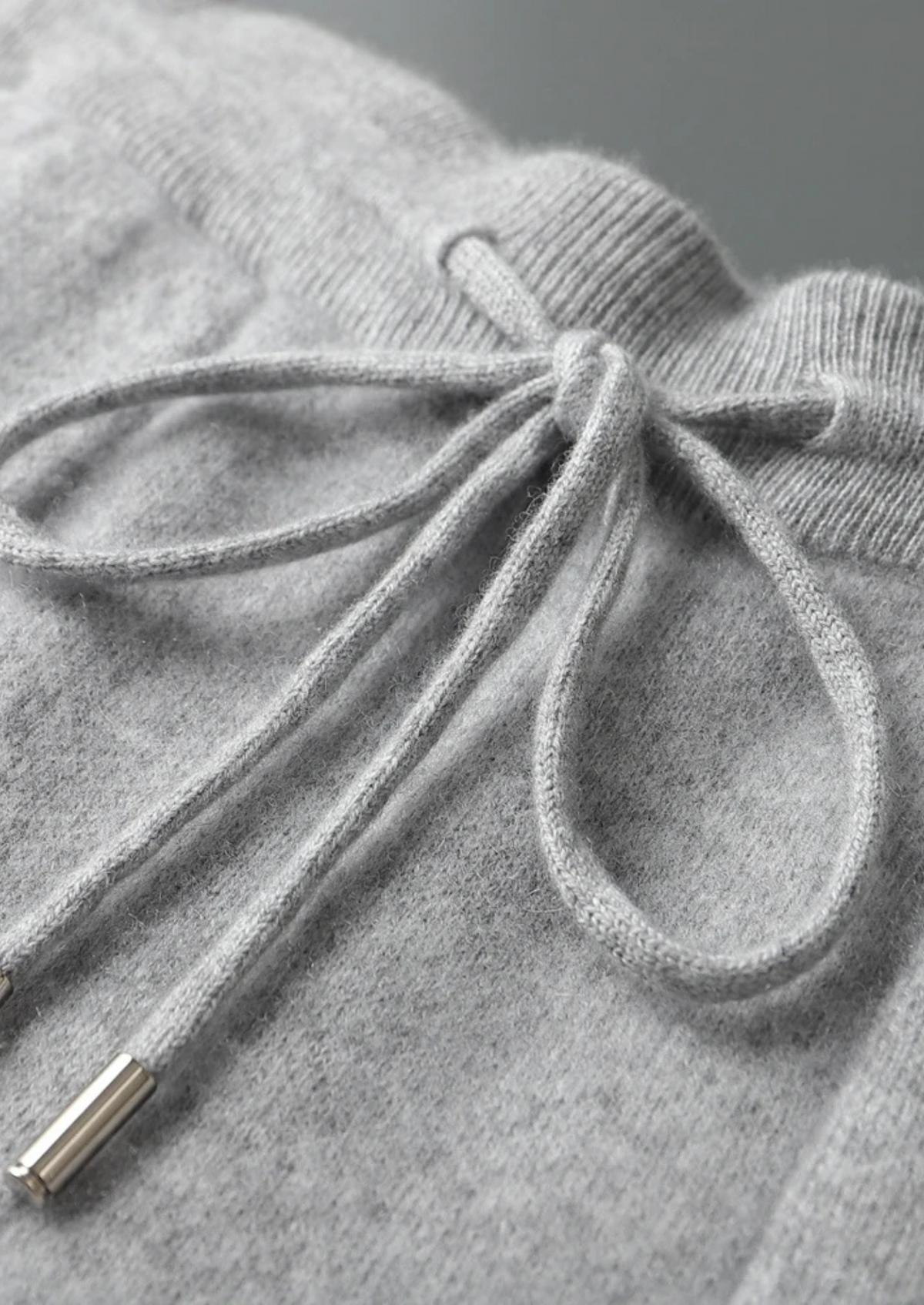 Premium Cashmere Light Gray Alain Leisure Set | Apuro