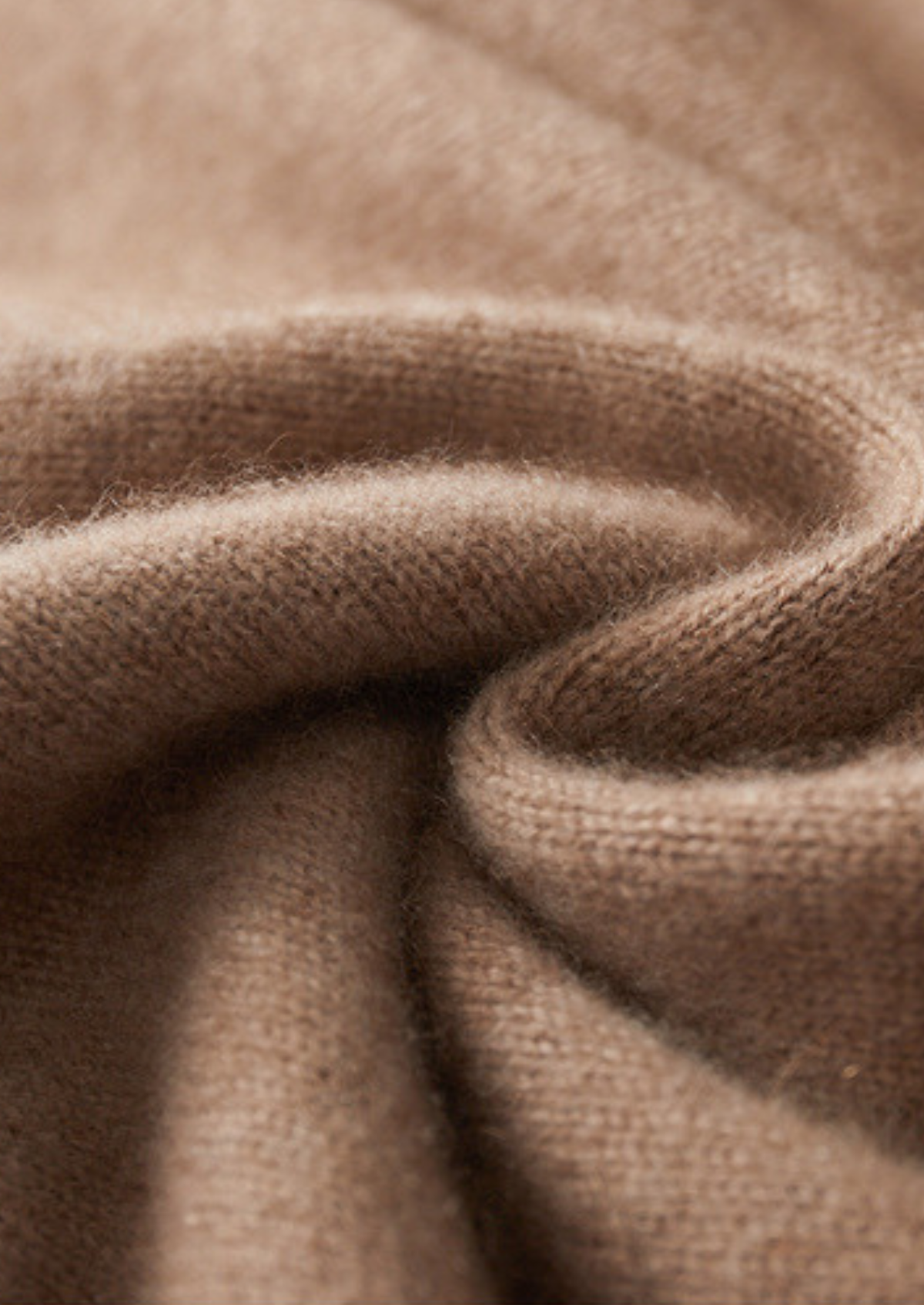 Pure Cashmere Beige Essential Crewneck | Apuro