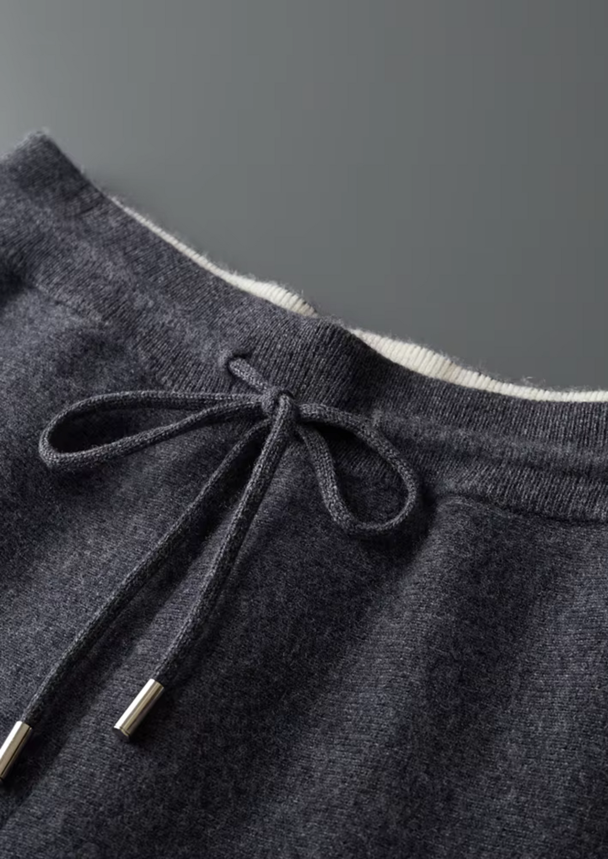 Pure Extra-Fine Merino Wool Dark Gray Damien Set | Apuro