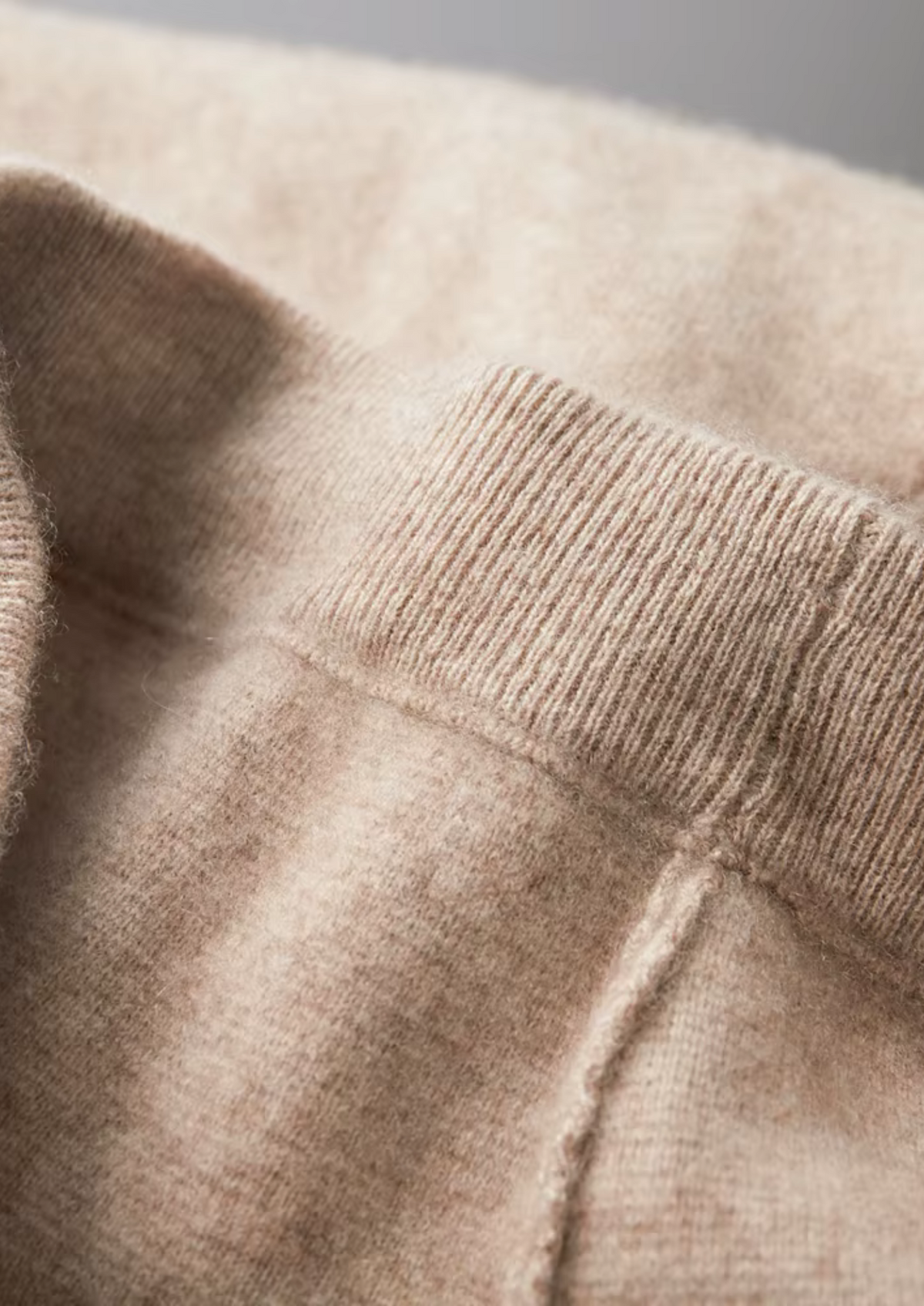 Premium Cashmere Slim Trousers | Apuro