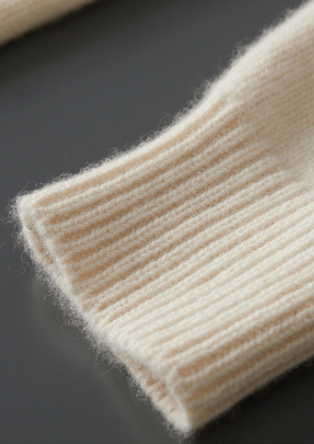 Pure Cashmere Ivory Essential Rollneck | Apuro