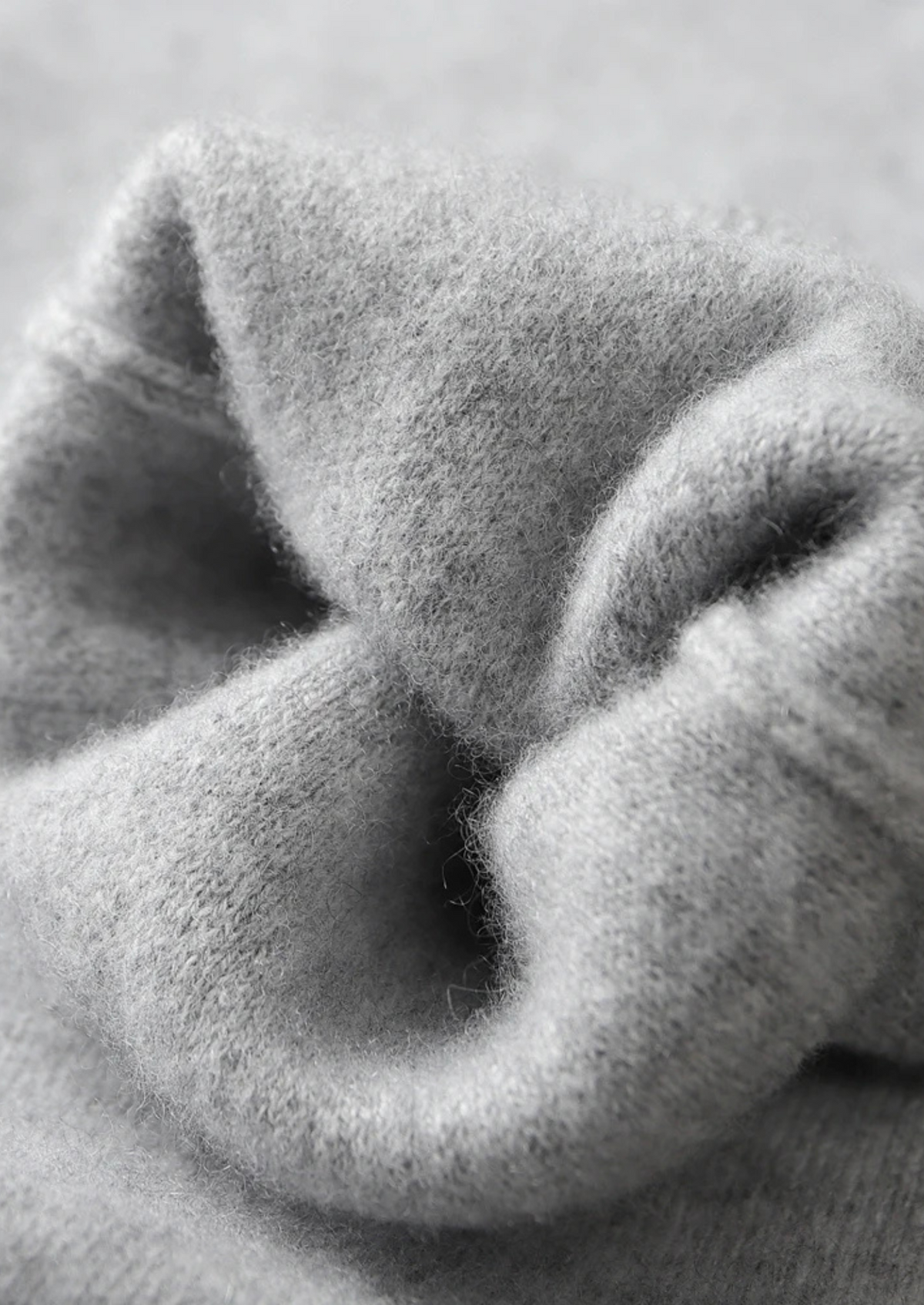 Premium Cashmere Light Gray Alain Leisure Set | Apuro