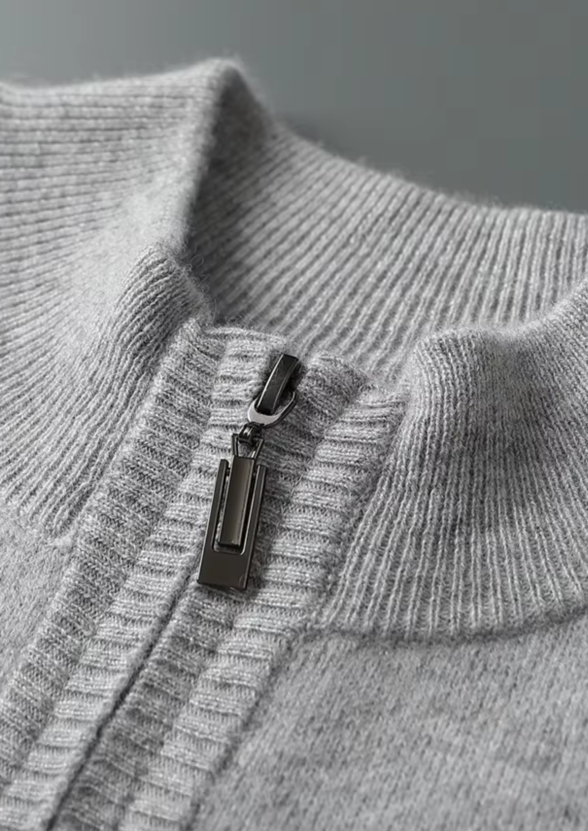 Premium Cashmere Essential Half-Zip Sweater | Apuro