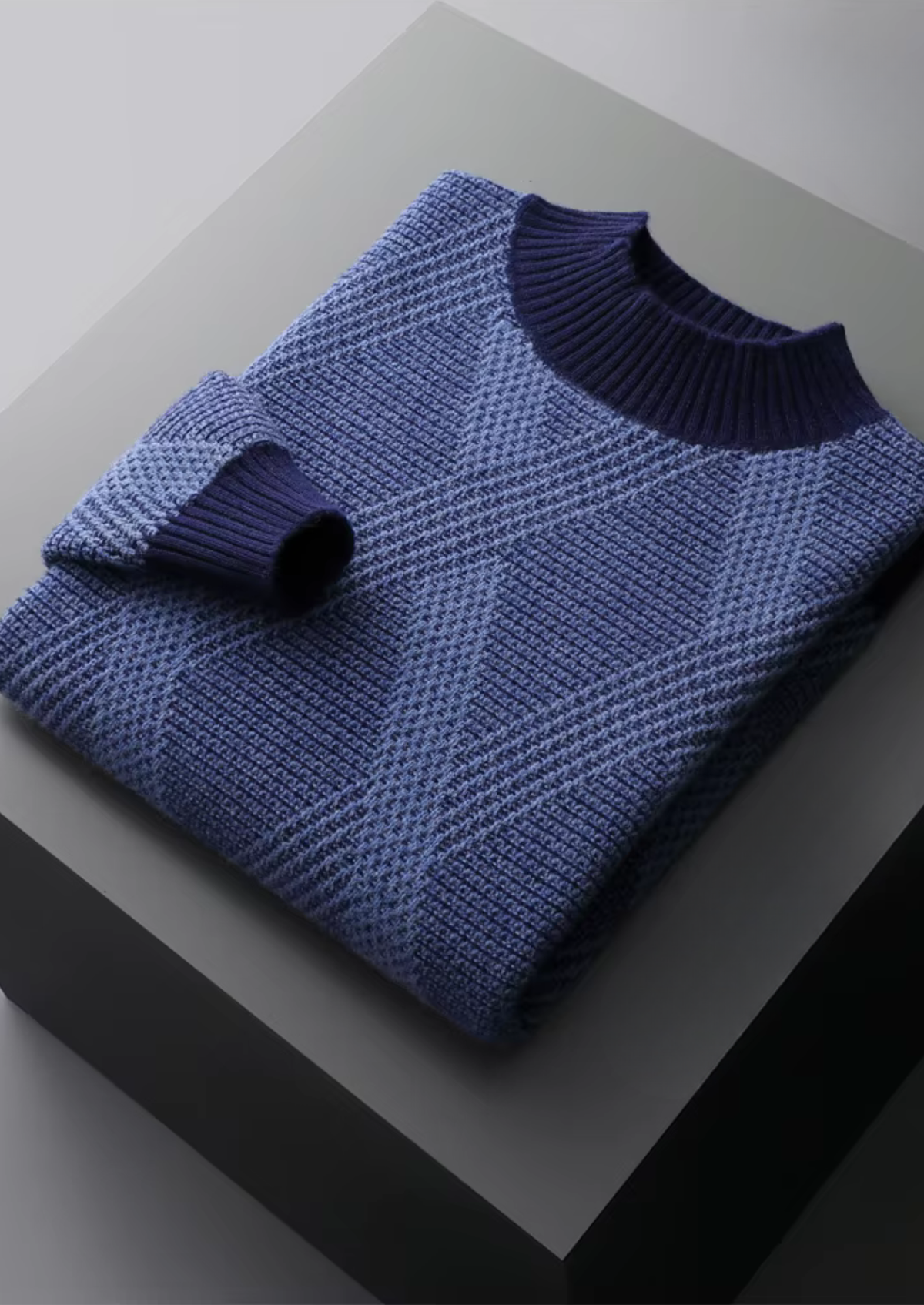 Pure Extra-Fine Merino Wool Two Tone Patterned Mockneck | Apuro