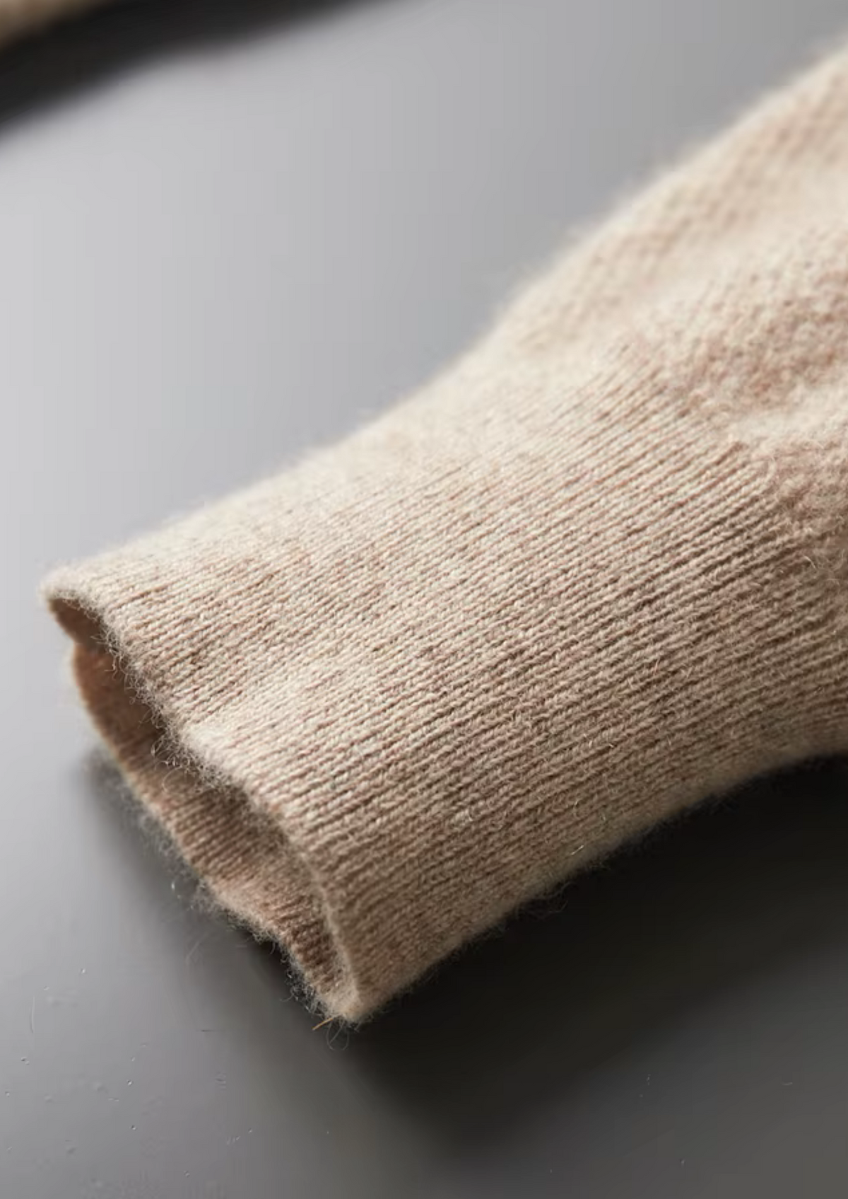 Premium Cashmere Classic Henley Sweater | Apuro