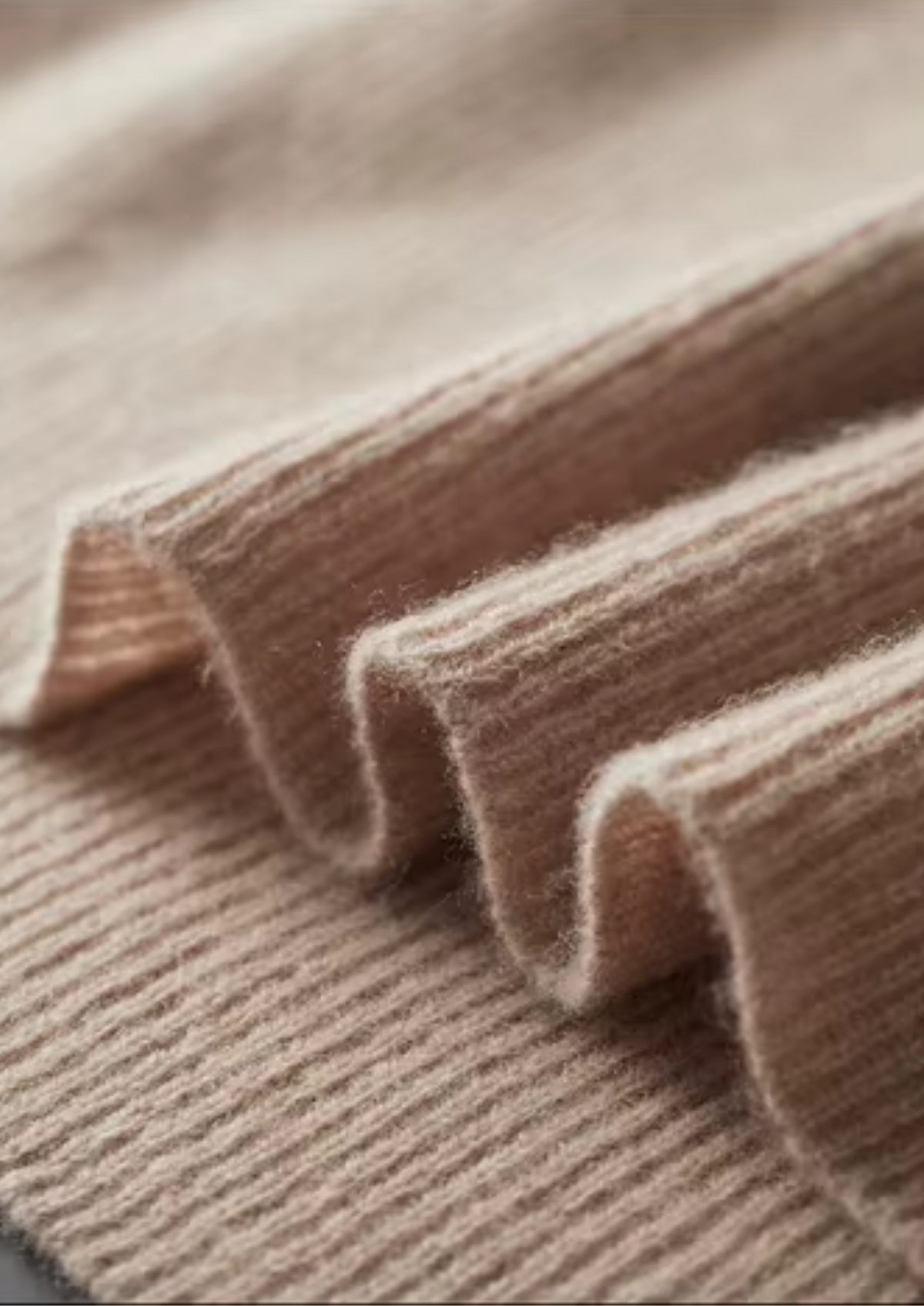 Pure Extra-Fine Merino Wool Two Tone Zipper Sweater Polo | Apuro