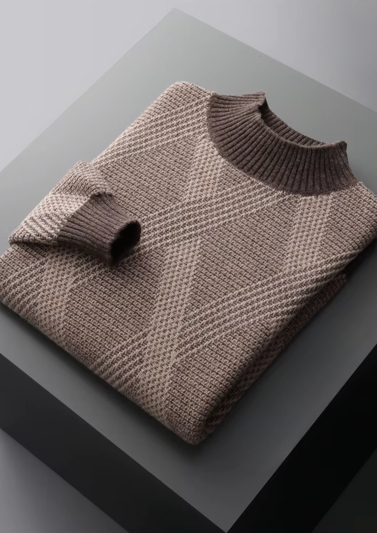 Pure Extra-Fine Merino Wool Two Tone Patterned Mockneck | Apuro
