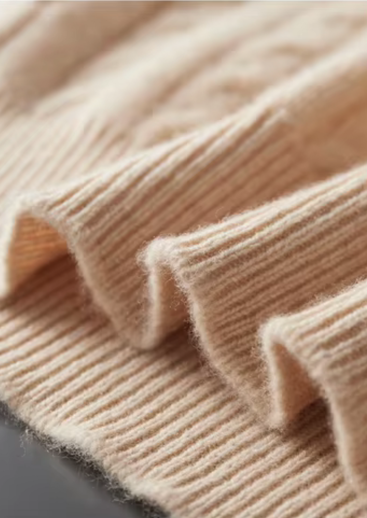 Pure Extra-Fine Merino Wool Cable Knit Henley Sweater | Apuro