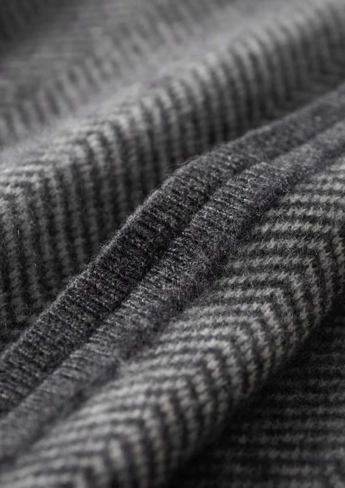 Pure Extra-Fine Merino Wool Gray Herringbone Set | Apuro