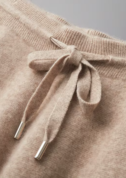 Premium Cashmere Slim Trousers | Apuro