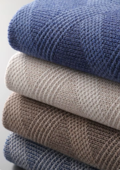 Pure Extra-Fine Merino Wool Two Tone Patterned Mockneck | Apuro