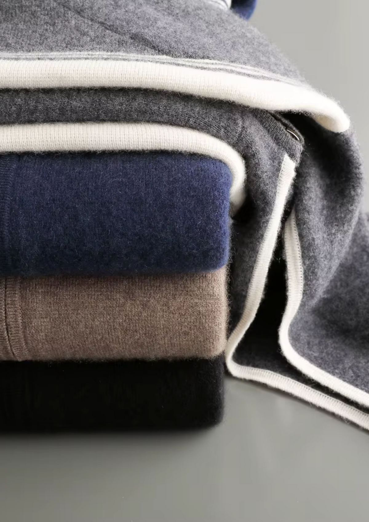 Pure Extra-Fine Merino Wool Dark Mocha Damien Set | Apuro