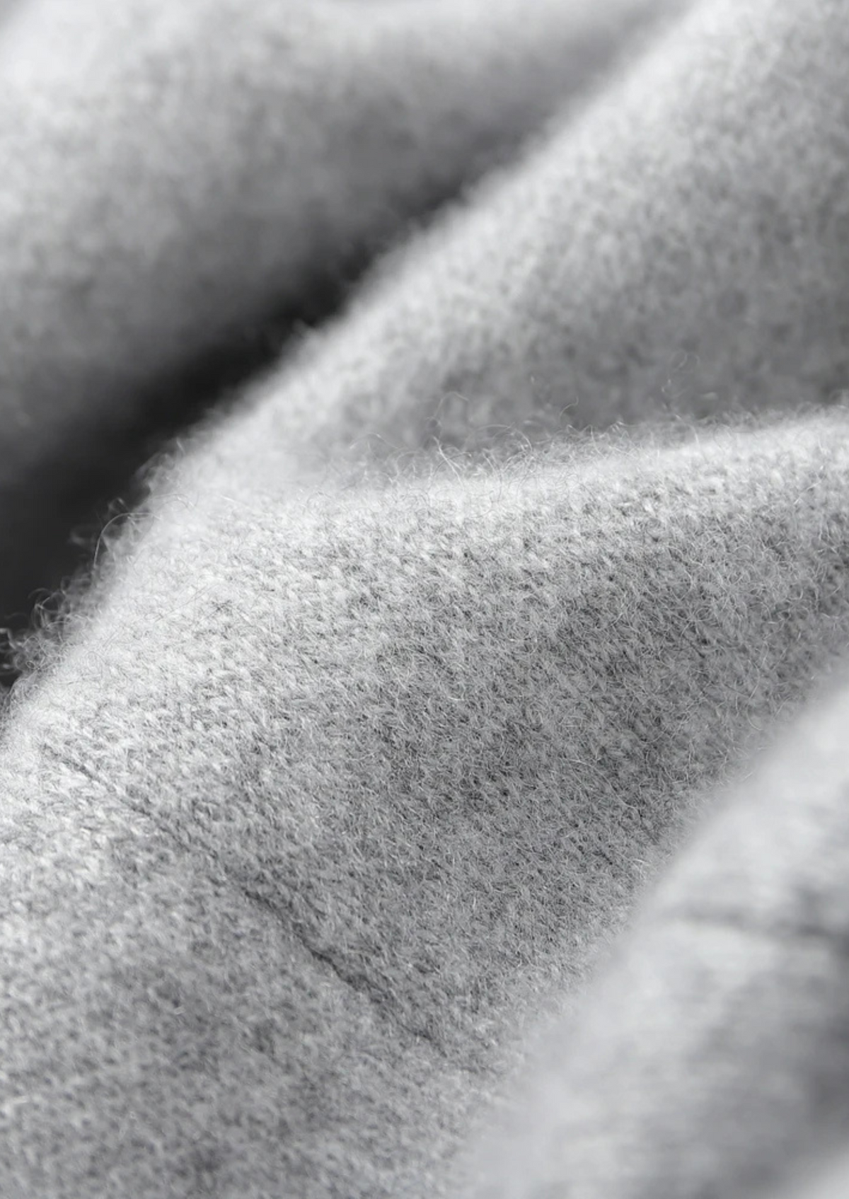 Premium Cashmere Light Gray Alain Leisure Set | Apuro