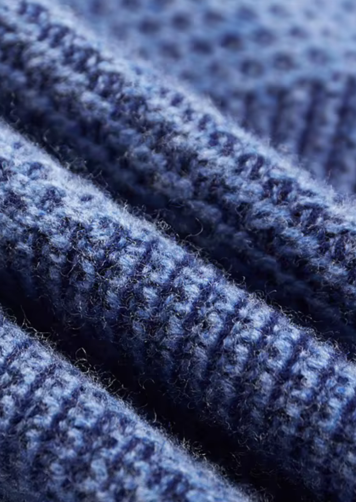 Pure Extra-Fine Merino Wool Two Tone Patterned Mockneck | Apuro