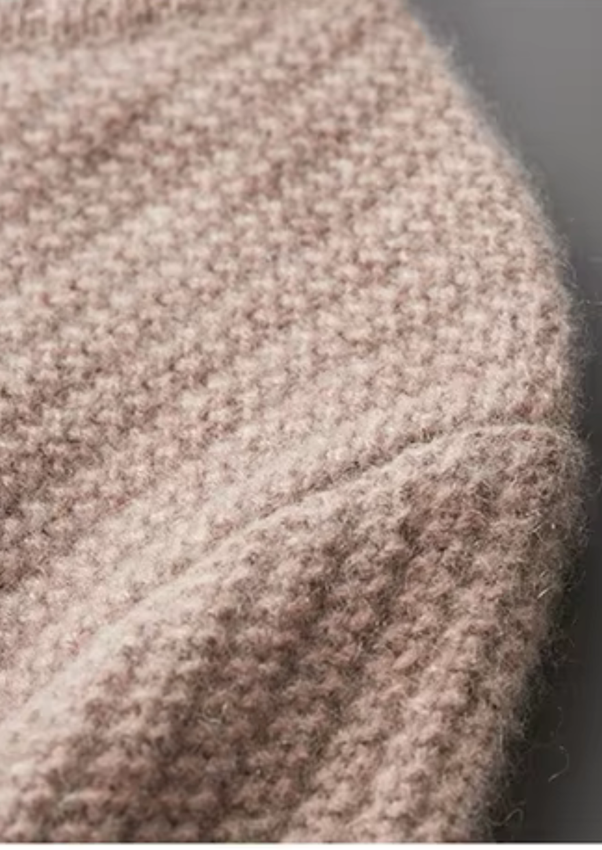 Pure Cashmere Beige Heavyweight Crewneck | Apuro