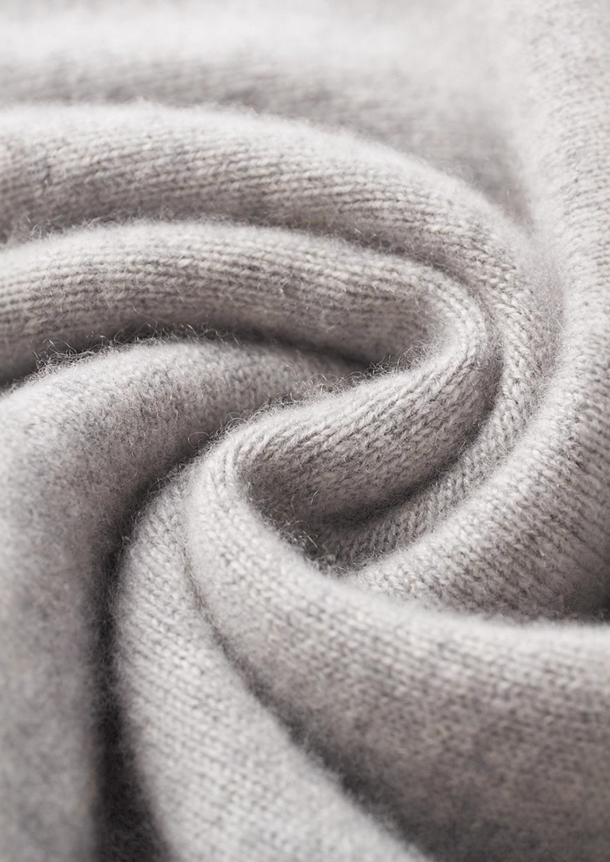 Pure Cashmere Mockneck Sweater | Apuro