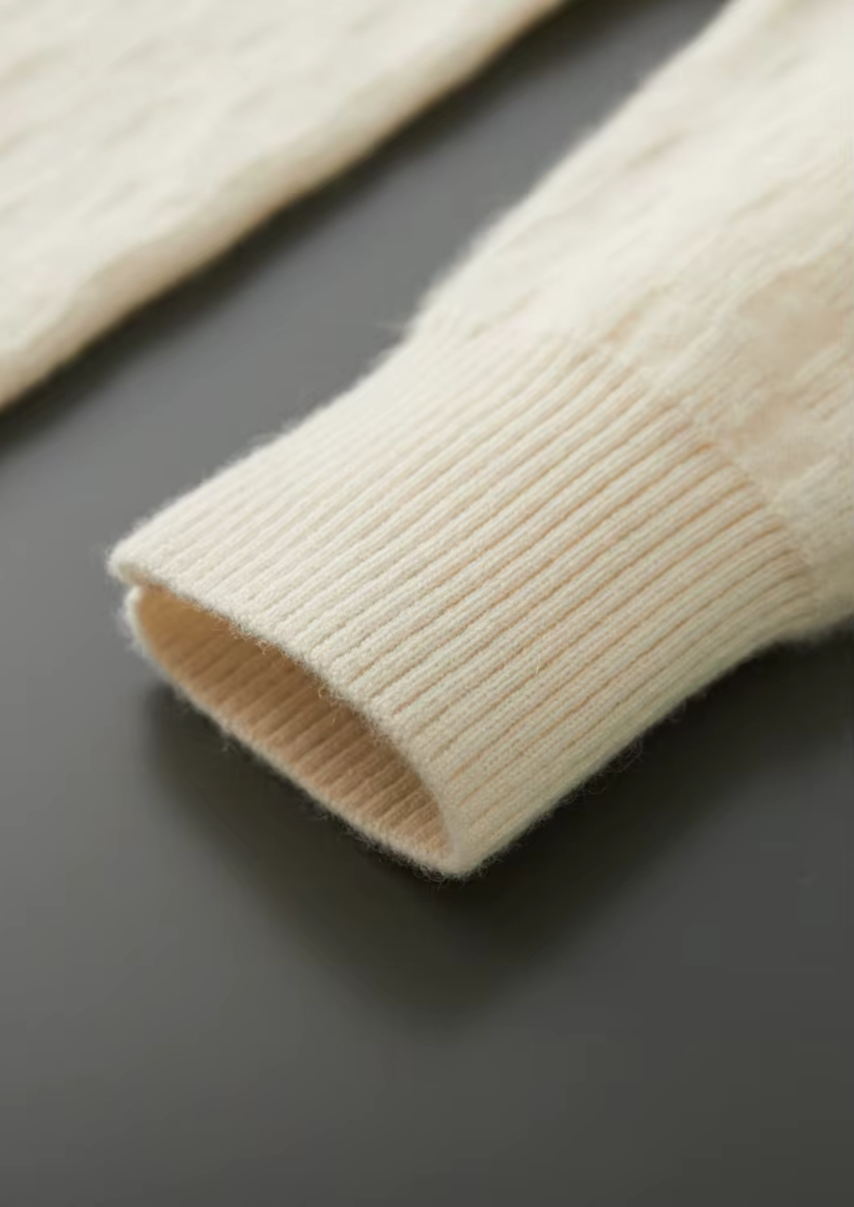 Premium Cashmere Textured Crewneck | Apuro