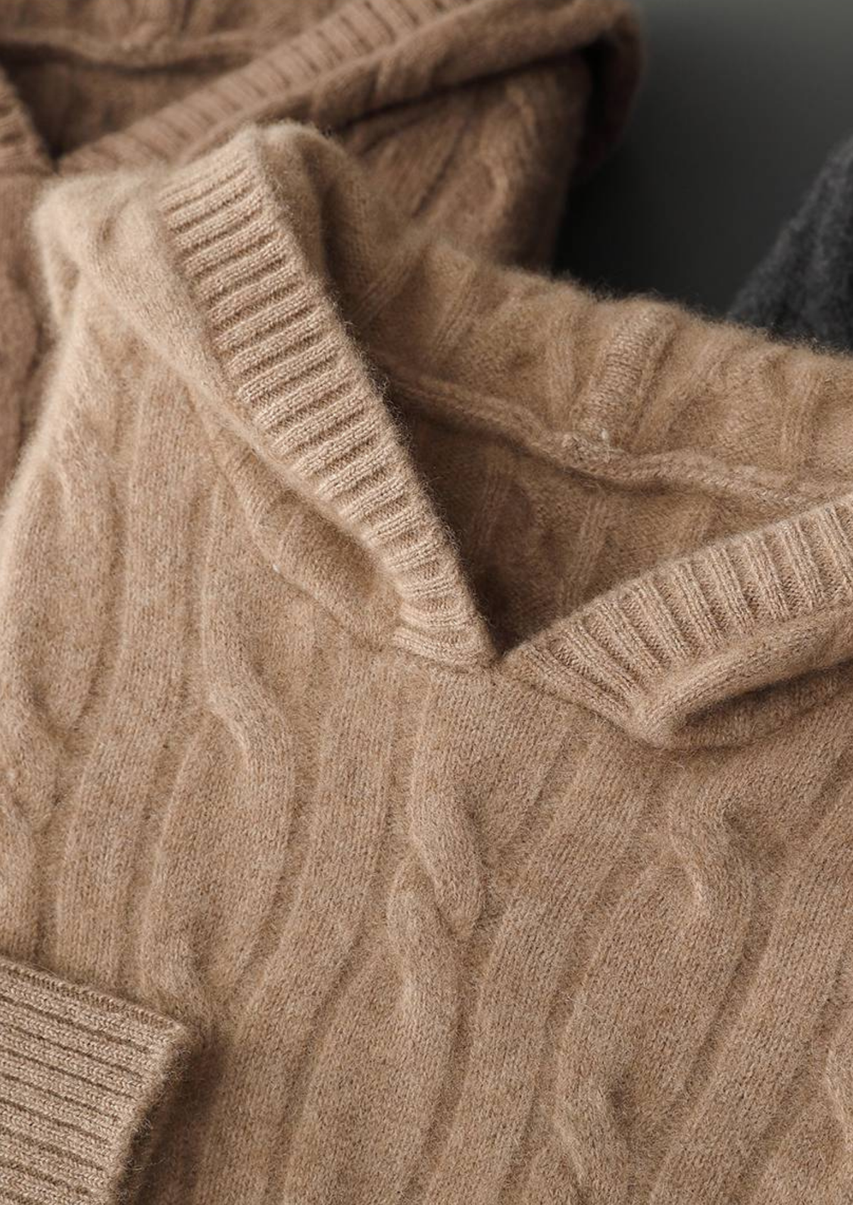 Pure Cashmere Sand Cable Knit Hoodie | Apuro