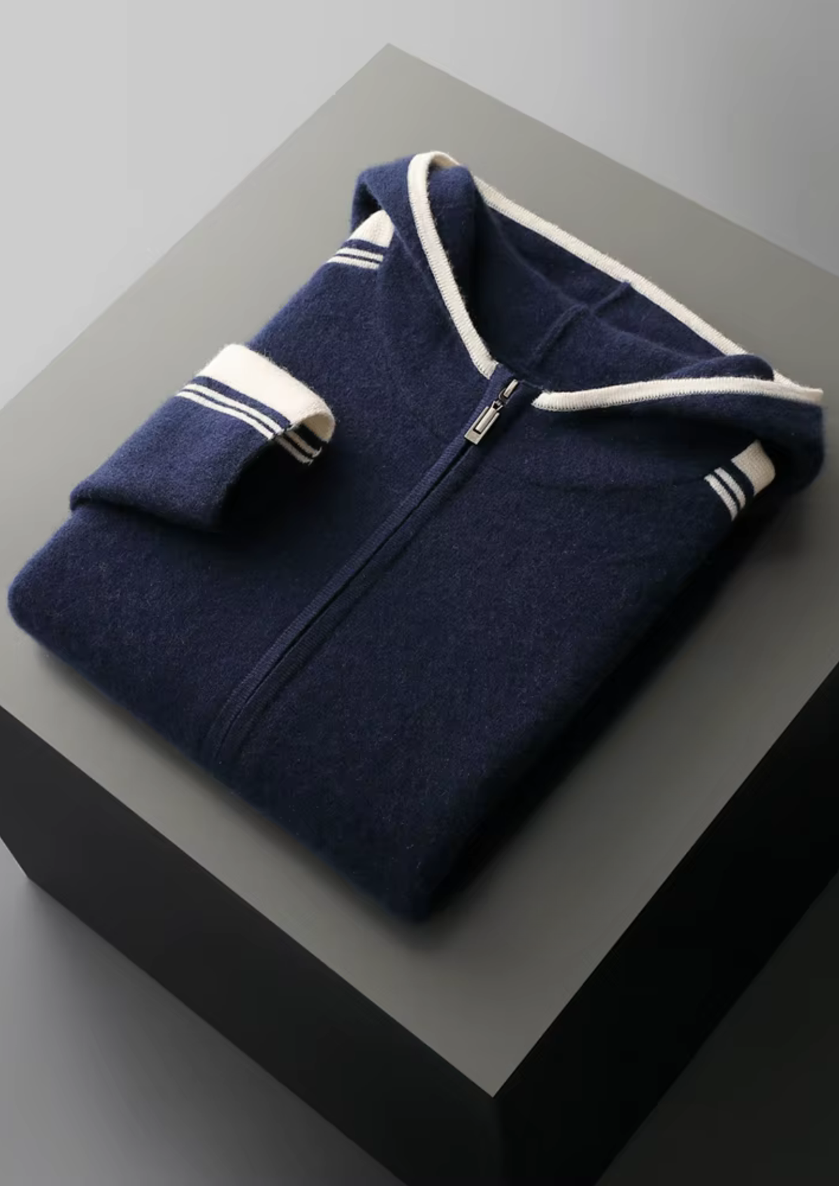 Pure Extra-Fine Merino Wool Navy Blue Damien Set | Apuro
