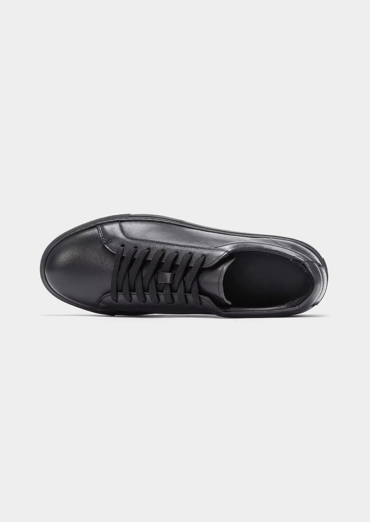 Black Essential Leather Sneaker | Apuro