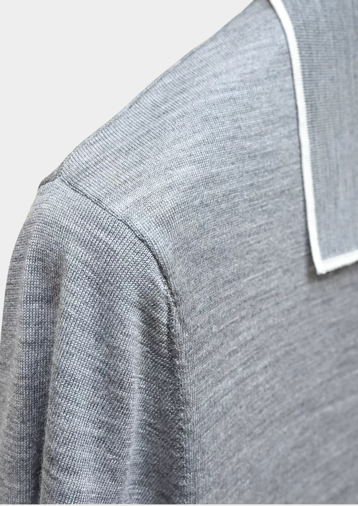 Ellis Light Gray Lightweight Polo Shirt | Apuro