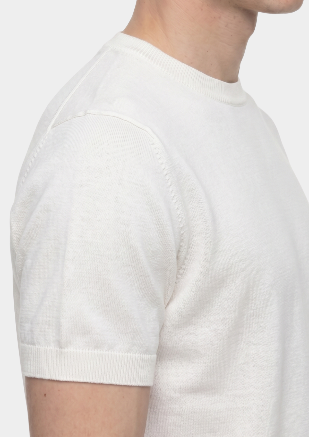 Essential White Knitted Crewneck T-Shirt | Apuro