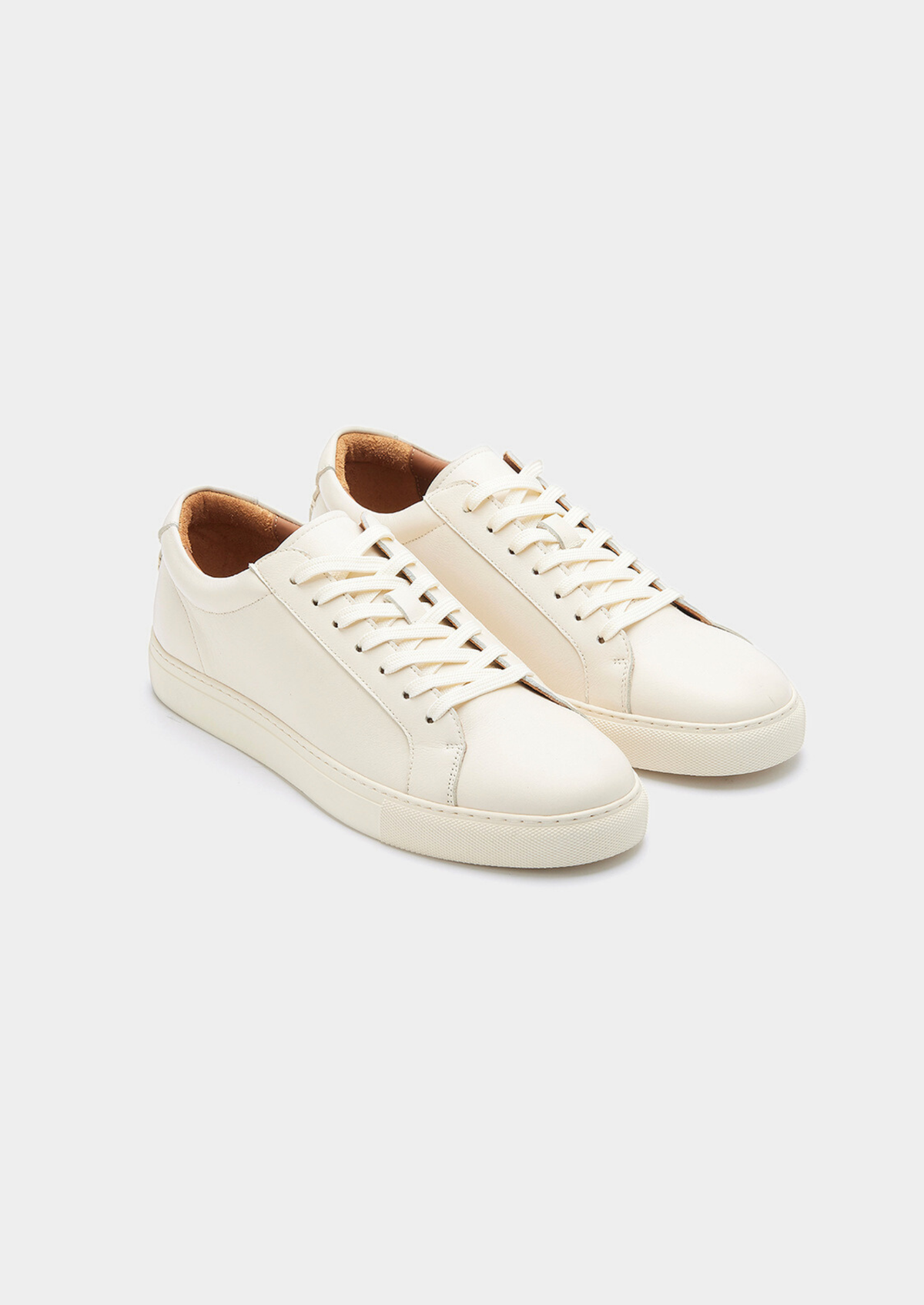 Ivory Essential Leather Sneaker | Apuro