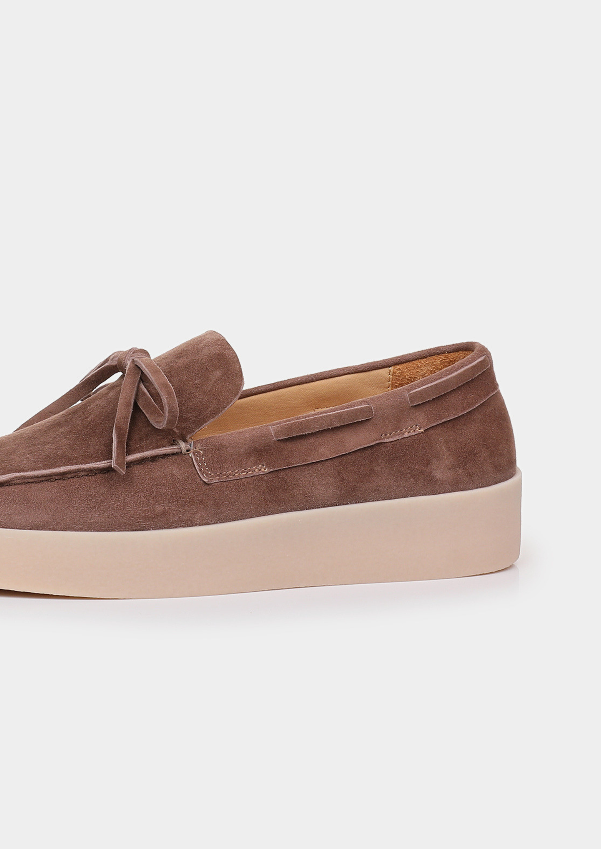 Chestnut Taupe Boat Loafers | Apuro