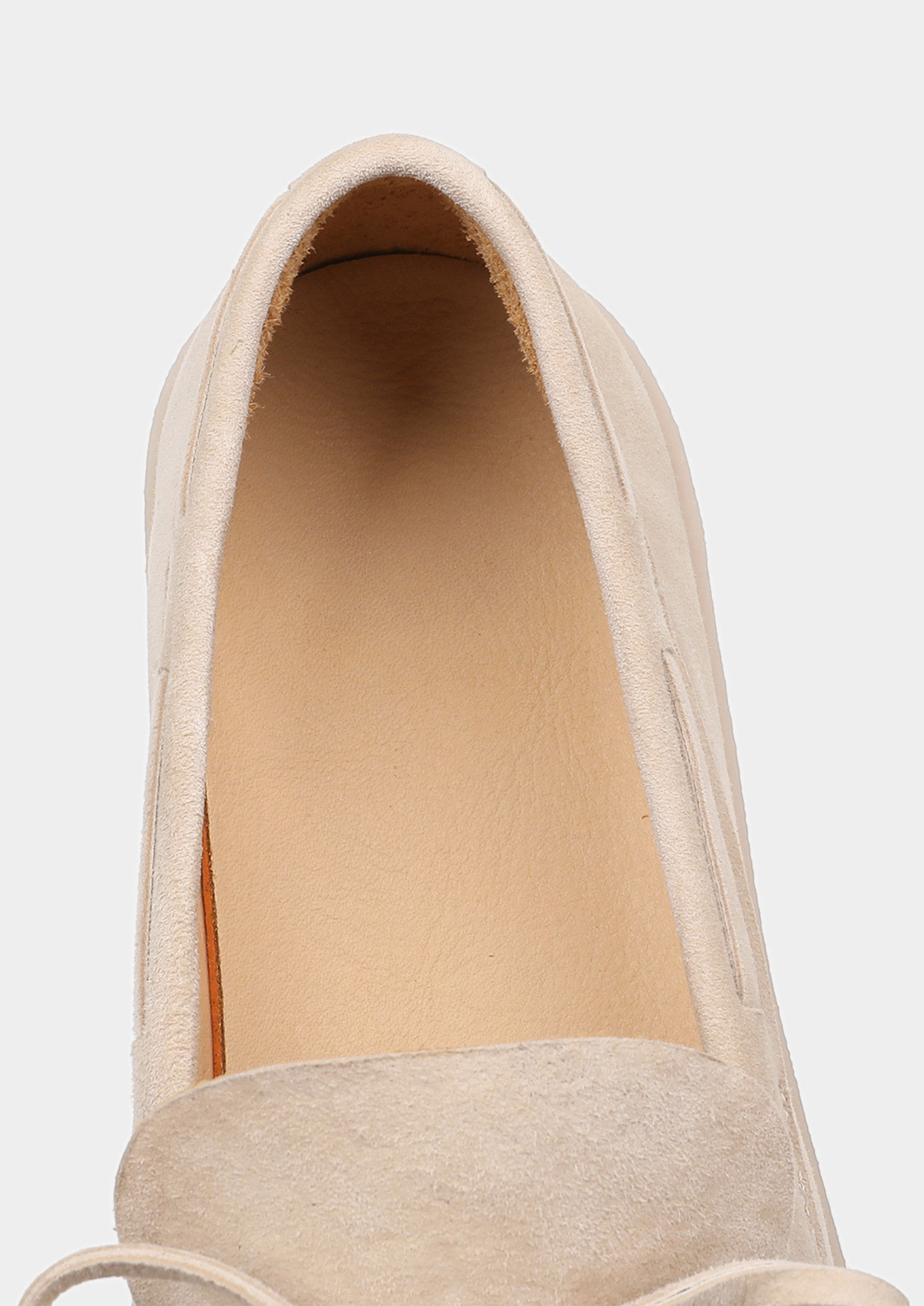 Ivory Boat Loafers | Apuro