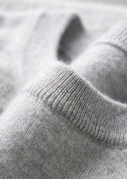 Premium Cashmere Classic Crewneck T-Shirt - Light Gray | Apuro