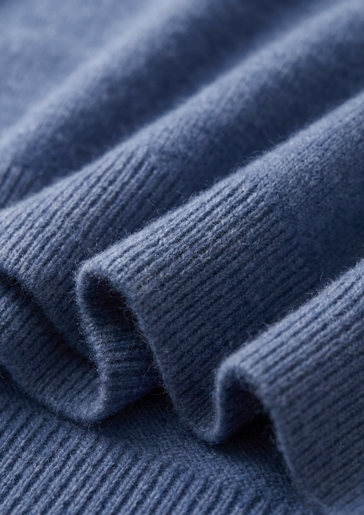 Premium Cashmere Classic Crewneck T-Shirt - Deep Atlantic | Apuro