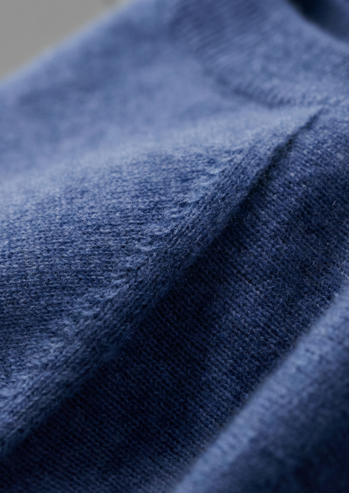 Premium Cashmere Classic Crewneck T-Shirt - Deep Atlantic | Apuro