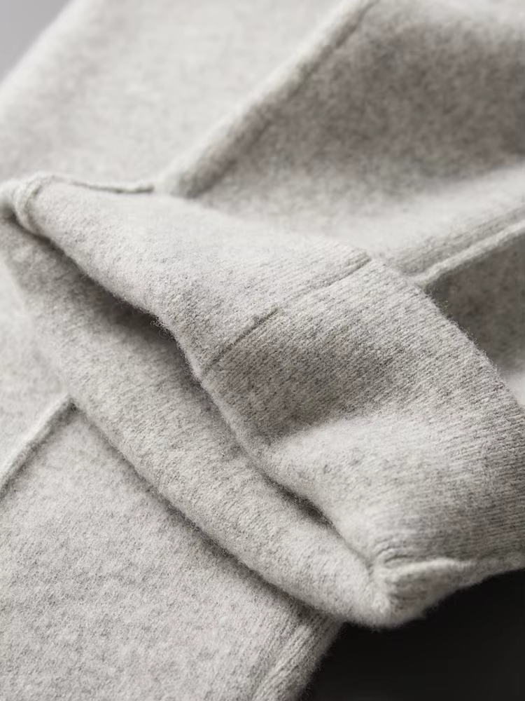 Pure Extra-Fine Merino Wool Leisure Trousers | Apuro